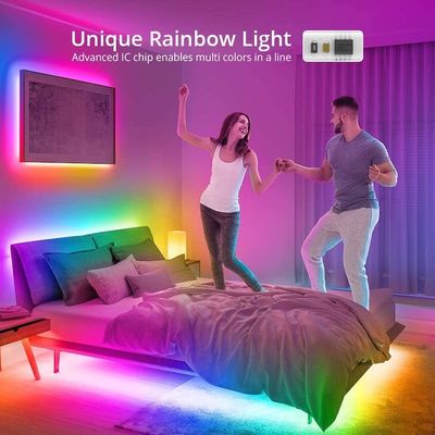 couleur de synchronisation de musique de bande de lumière de 32.8ft RVB Smart LED changeant des lumières de bande de LED 7.2W/M